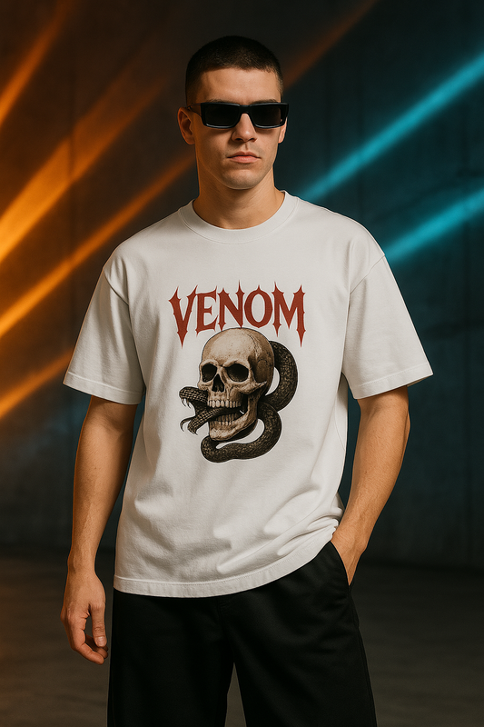 Venom Snake Skull Oversized T-Shirt - Layering 